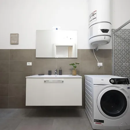 Getthekey Lenzi 博洛尼亚